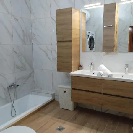 Апартаменты Anestia Family House