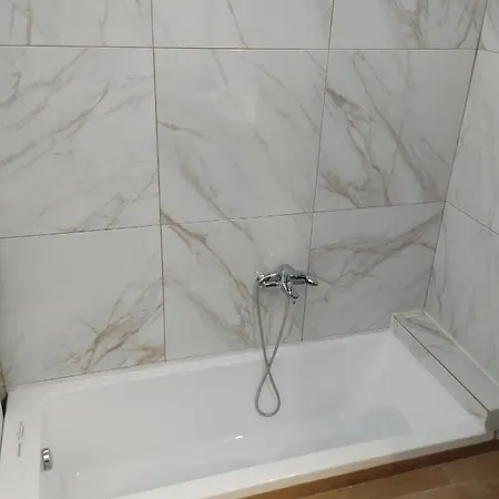 Anestia Family House Апартаменты
